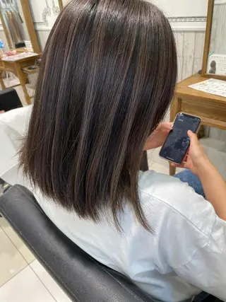 ミディアム 岡本 健秀のヘアスタイル