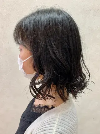 ミディアム 加藤 遥花のヘアスタイル