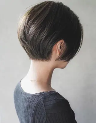 ショート 年齢悩みを全て解消/ 白髪と癖毛 松本雄光のヘアスタイル