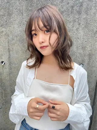 ミディアム カラー Pia ツボイ ケイタのヘアスタイル
