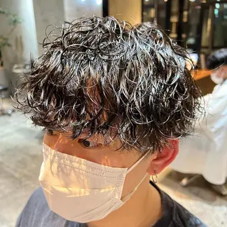ショート パーマ メンズ 波巻きスパイラルパー マ/シャドウパーマ駿のヘアスタイル