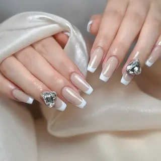 ネイル Maggie Nail🦩のネイルデザイン