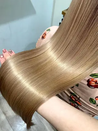 ロング コトミ【メンズ】 【曲がる縮毛矯正】のヘアスタイル