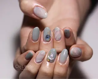 ネイル Elio所属・Elio 国泰寺のネイルデザイン