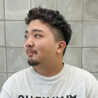 ショート カラー ANY mikuのヘアスタイル