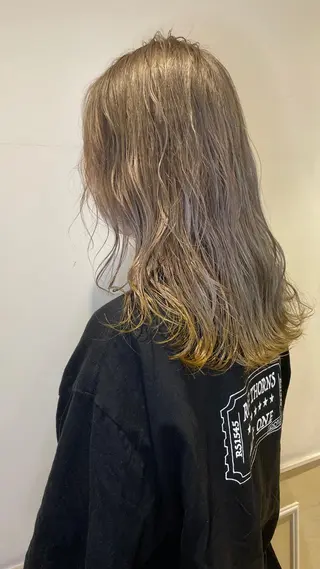 セミロング カラー レイヤー×艶髪特化 マネージャー安藤光司のヘアスタイル