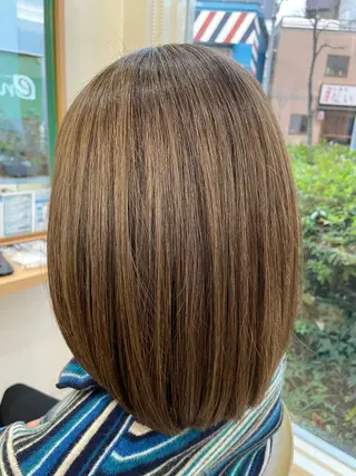 ミディアム 福原 亜祐美のヘアスタイル