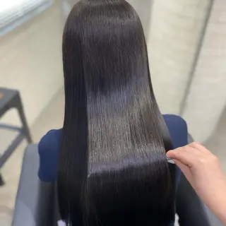 ロング カラー shiori/透明感 /顔周り/髪質改善のヘアスタイル