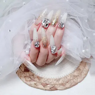 ネイル uu ネイルサロン関内🌼のネイルデザイン
