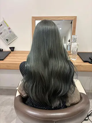 ロング カラー 渡邊 玲来のヘアスタイル