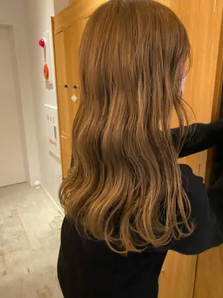 ミディアム カラー 砂原 ひよりのヘアスタイル