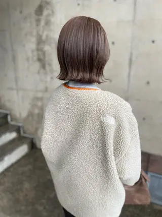 ショート カラー t.（ティードット）所属・日高 香織のヘアスタイル