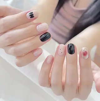 ネイル Queens PUPUのネイルデザイン