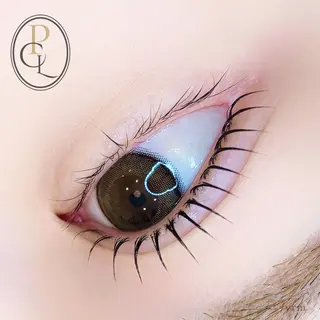 マツエク・マツパ CHARIRE所属・CHARIRE chinatsuのマツエク・マツパデザイン