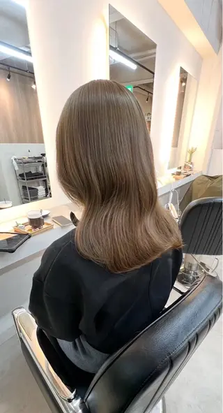 カラー 三徳 一真のヘアスタイル