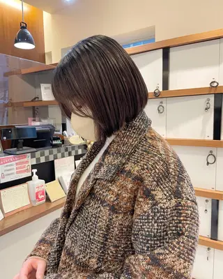 ショート 🍋透け感カラー🍃 オリーブ🍐Kahoのヘアスタイル