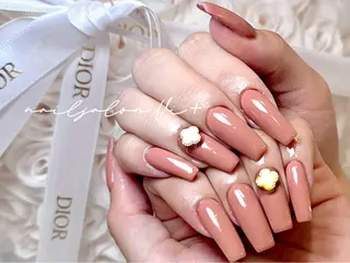 ネイル ✨Nailsalon Vi+✨のネイルデザイン