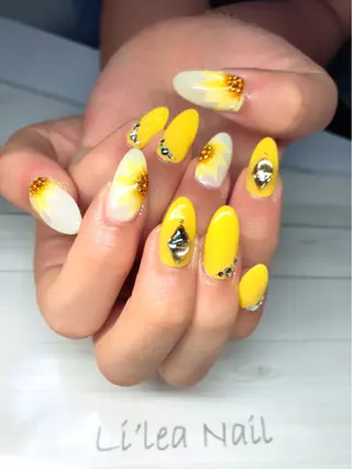 ネイル Li'leaNail AINAのネイルデザイン
