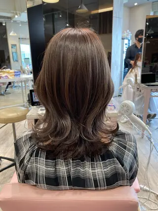 ミディアム カラー 顔まわりカット🌟 くびれヘア/寺門遥輝のヘアスタイル