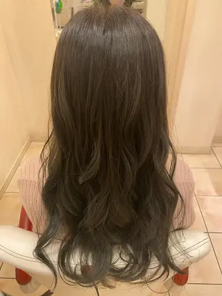 ロング カラー 斎藤 彩香のヘアスタイル