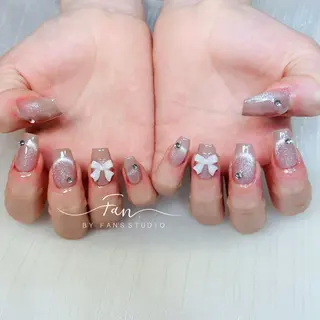 ネイル 🌻FAN'S STUDIO池袋🌻のネイルデザイン