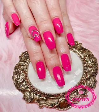 ネイル CROWN プライベートサロンのネイルデザイン