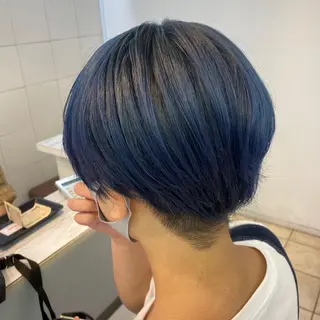ショート カラー 渡邊 唯のヘアスタイル