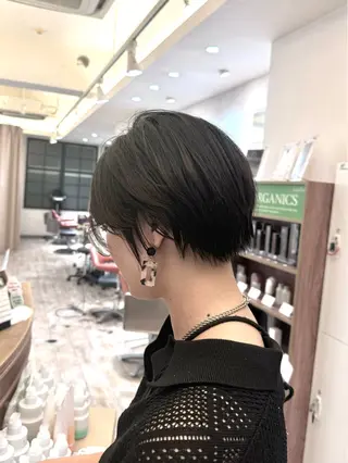 ショート 🐈‍⬛ ibuのヘアスタイル
