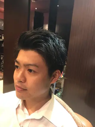 ショート 佐々木 宥人のヘアスタイル