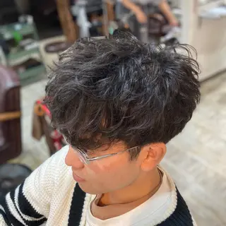 ミディアム パーマ メンズ 💥桜木町メンズ専門 💥ルキのヘアスタイル