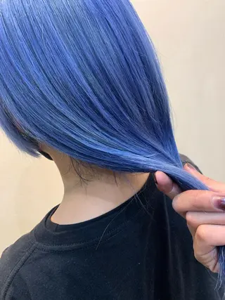 ロング カラー ヘアアレンジ 今村公介 ブリーチ特化、派手髪のヘアスタイル