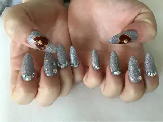 ネイル 💎🐰 saki. m 🐰💎のネイルデザイン