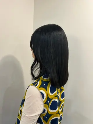 セミロング 透明感カラー/ 髪質改善✨️🎀萌愛のヘアスタイル