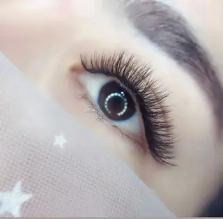 Max salonのマツエク・マツパデザイン