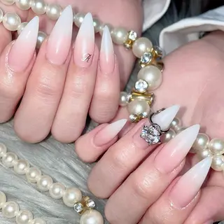 ネイル Feel ‪‪☺︎‬Yuriaのネイルデザイン