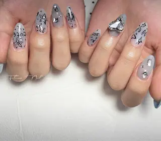 ネイル Flower nailのネイルデザイン