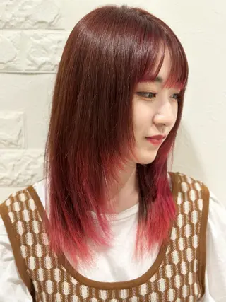 セミロング カラー 韓国風🇰🇷レイヤ ーKEI🇰🇷のヘアスタイル