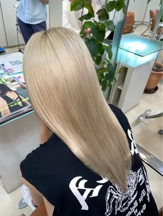 セミロング カラー chic channel伊藤のヘアスタイル