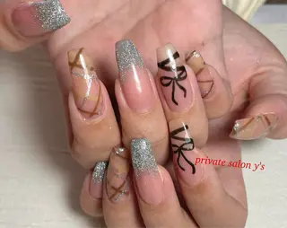 ネイル y' sのネイルデザイン