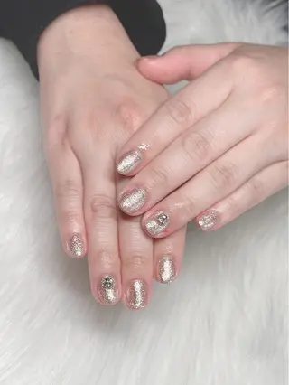 ネイル nail&eye Ariesのネイルデザイン