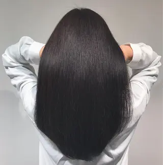 ロング カラー ヘアアレンジ Zina渋谷エリア マネージャShionのヘアスタイル