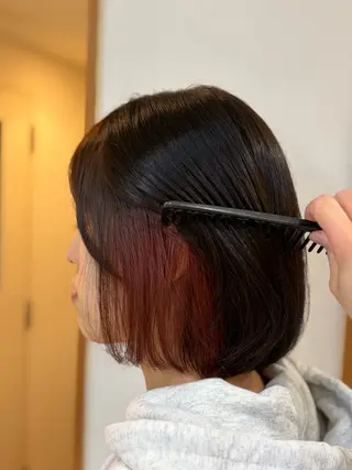 ショート カラー UNBIRTHDAY いずみのヘアスタイル