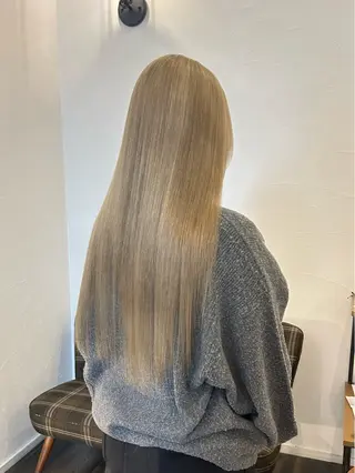 ロング カラー 水谷 優華のヘアスタイル