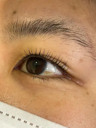 マツエク・マツパ 井上 真里奈のヘアスタイル