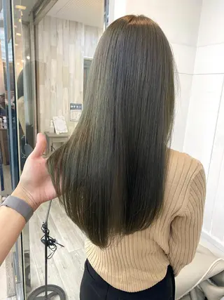 ロング カラー ☀️透明感color KURO☀️のヘアスタイル