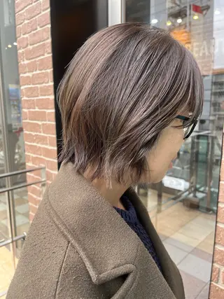 ミディアム カラー 久木原 ゆりのヘアスタイル