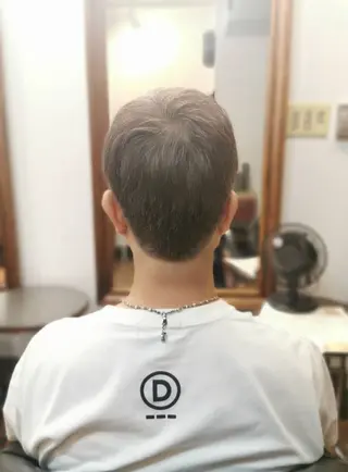カラー メンズ 上間 洋子のヘアスタイル
