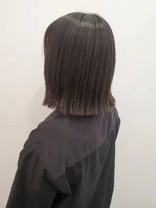 カラー パーマ ショート 齋藤 愛美のヘアスタイル
