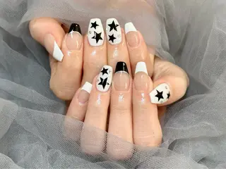 ネイル Nail Salon KURELLYのネイルデザイン