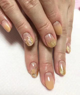 ネイル Nailsalon Ｒ《喜多見3分》のネイルデザイン